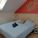 Maison 3 Piscines - 3 Etoiles 度假居 波尔尼谢